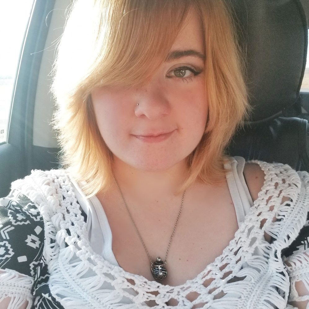 Meet your Posher, Cindy